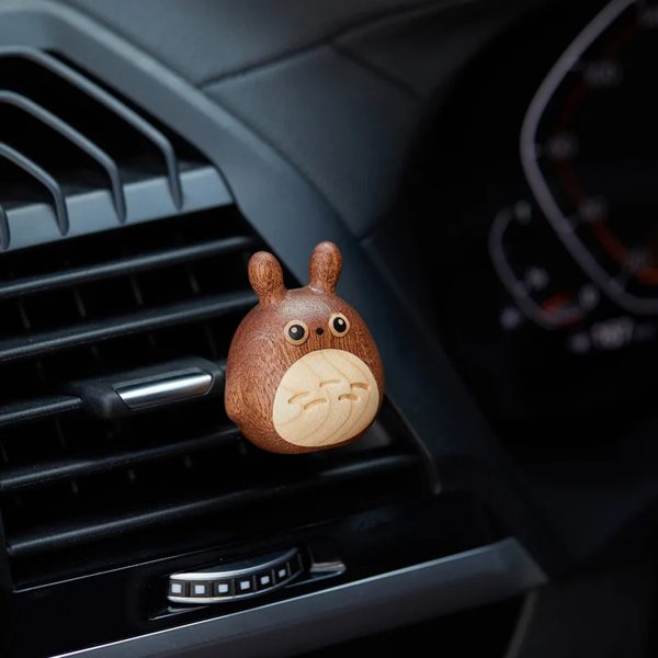 Wood Car Aromatherapy Diffuser – Totoro-Inspired Wooden Car Air Freshener - Image 10