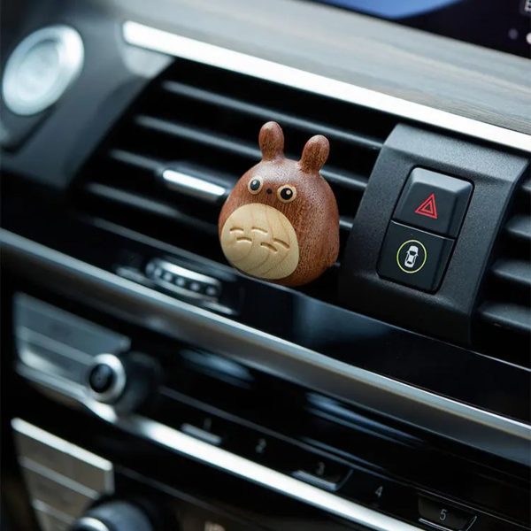 Wood Car Aromatherapy Diffuser – Totoro-Inspired Wooden Car Air Freshener - Image 9