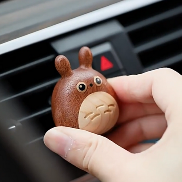 Wood Car Aromatherapy Diffuser – Totoro-Inspired Wooden Car Air Freshener - Image 7
